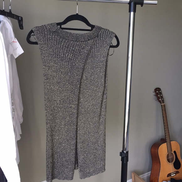 Ribbed Metallic Sweater - Picture 4 of 5
